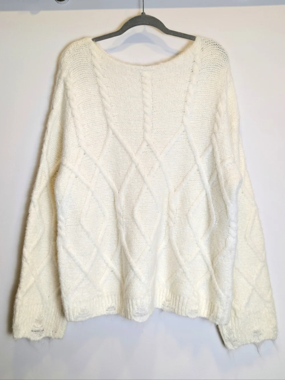 Moon River Ivory Wool Blend Cable Knit Distressed Sweater Cozy Neutral Size M/L